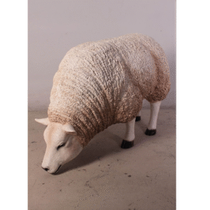Leen van Dam Decoraties - Schaap Texelaar grazend