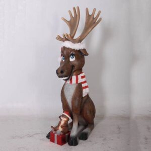 Zittend rendier met cadeaus