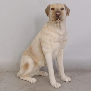 Leen van Dam Decoraties - Labrador zittend